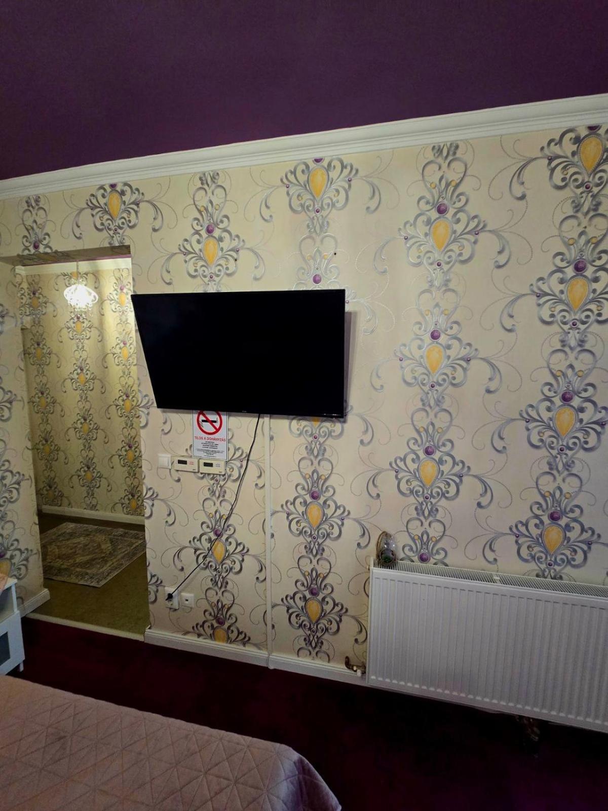 KLEOPÁTRA Stúdió Apartman Hajdúszoboszló Esterno foto